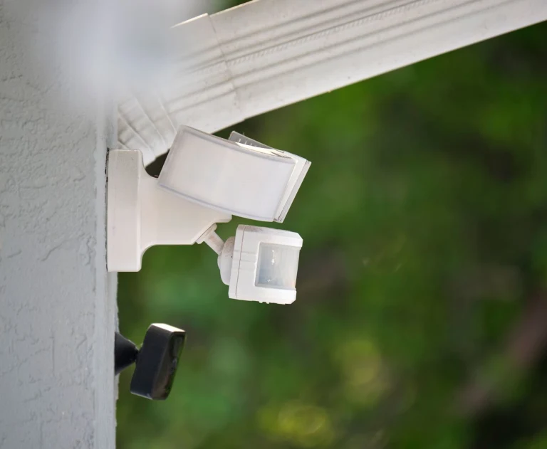 de02f872-9d13-45aa-8b7a-b5cad9eb6e2c_large - Thomas Edison Electric This image shows a motion-activated LED security light.