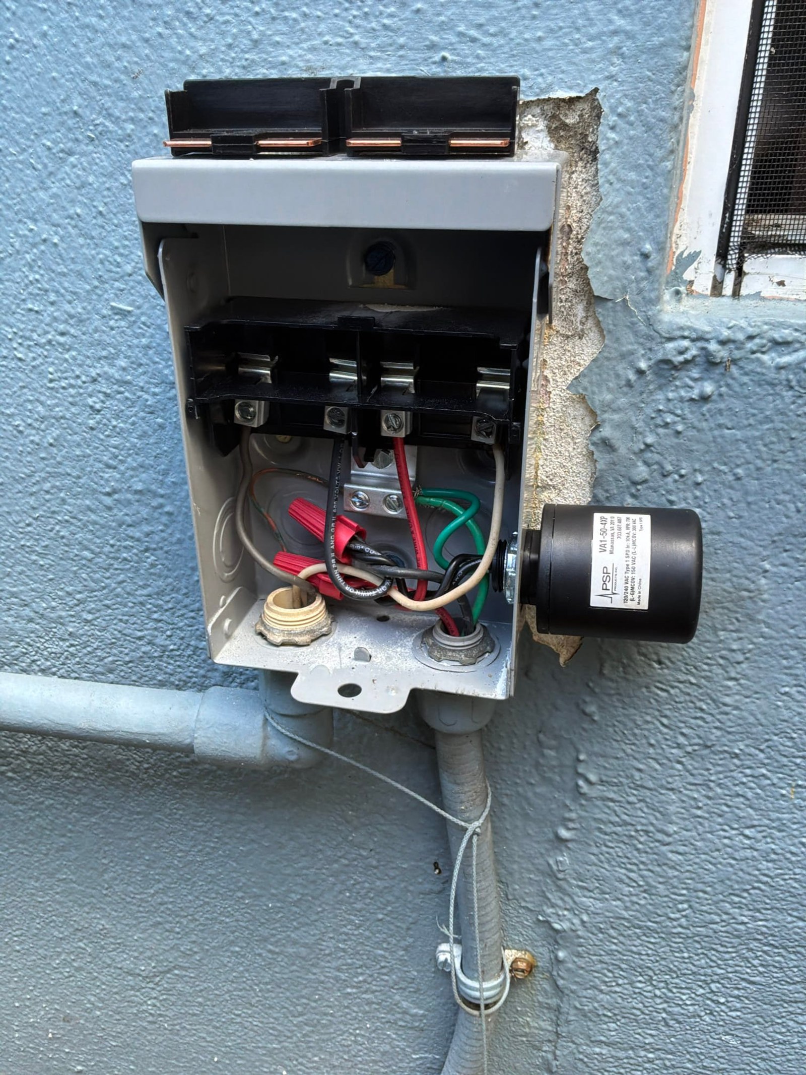 Disconnect box documented before the work on a Panel Service/Repair job in Jupiter, FL.