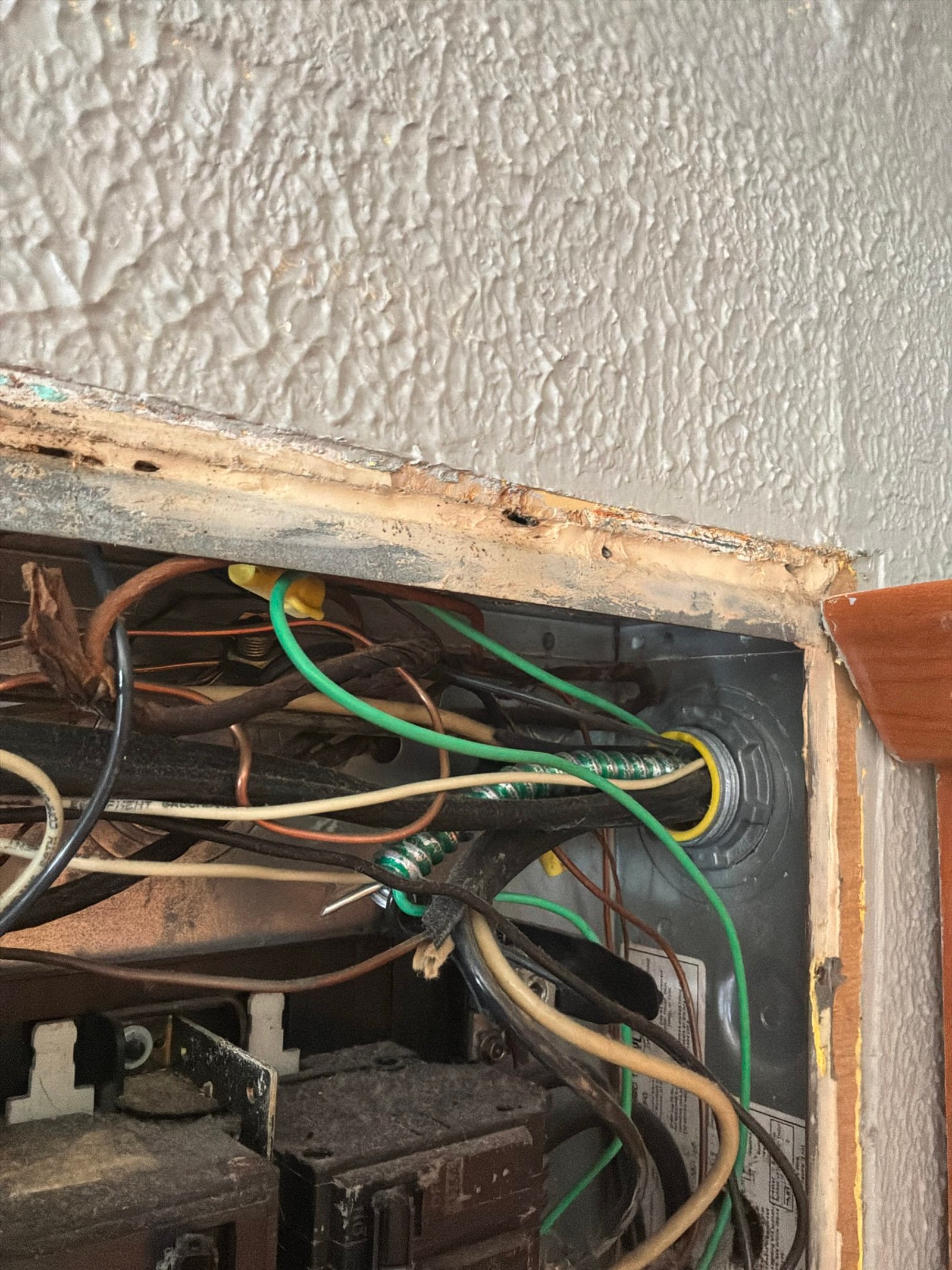 Wiring documented before the work on an Outlet/GFCI-Repair/Replace job in West Palm Beach, FL.