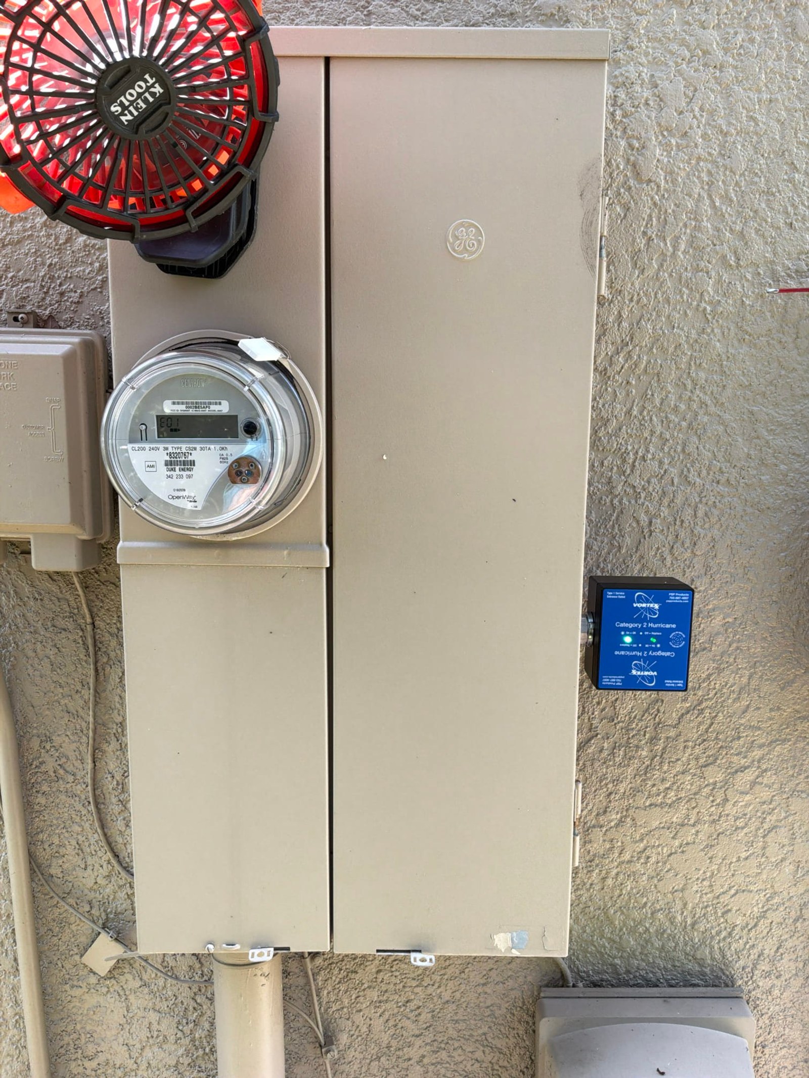 Meter documented on an Electric Fixture Service/Repair job in Winter Garden, FL.